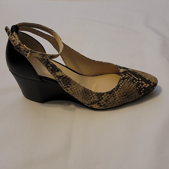 Cole Haan Shoes - Haan Cole grand o wedges size 9